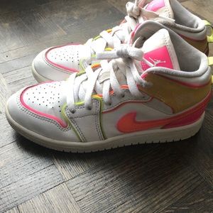 Girl Nike Jordan size 1